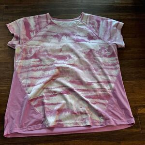 Nike Women's Pink and White T-shirt